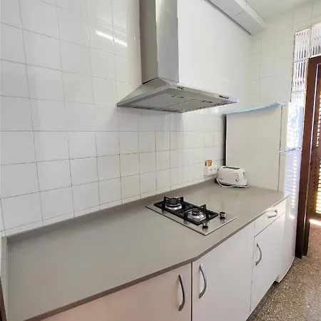 Lägenhet Apartamiento Mediterrani,vistas Al Mar,piscina! Villafortuny