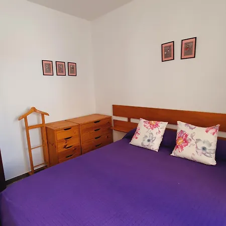 Apartamiento Mediterrani,vistas Al Mar,piscina! Villafortuny